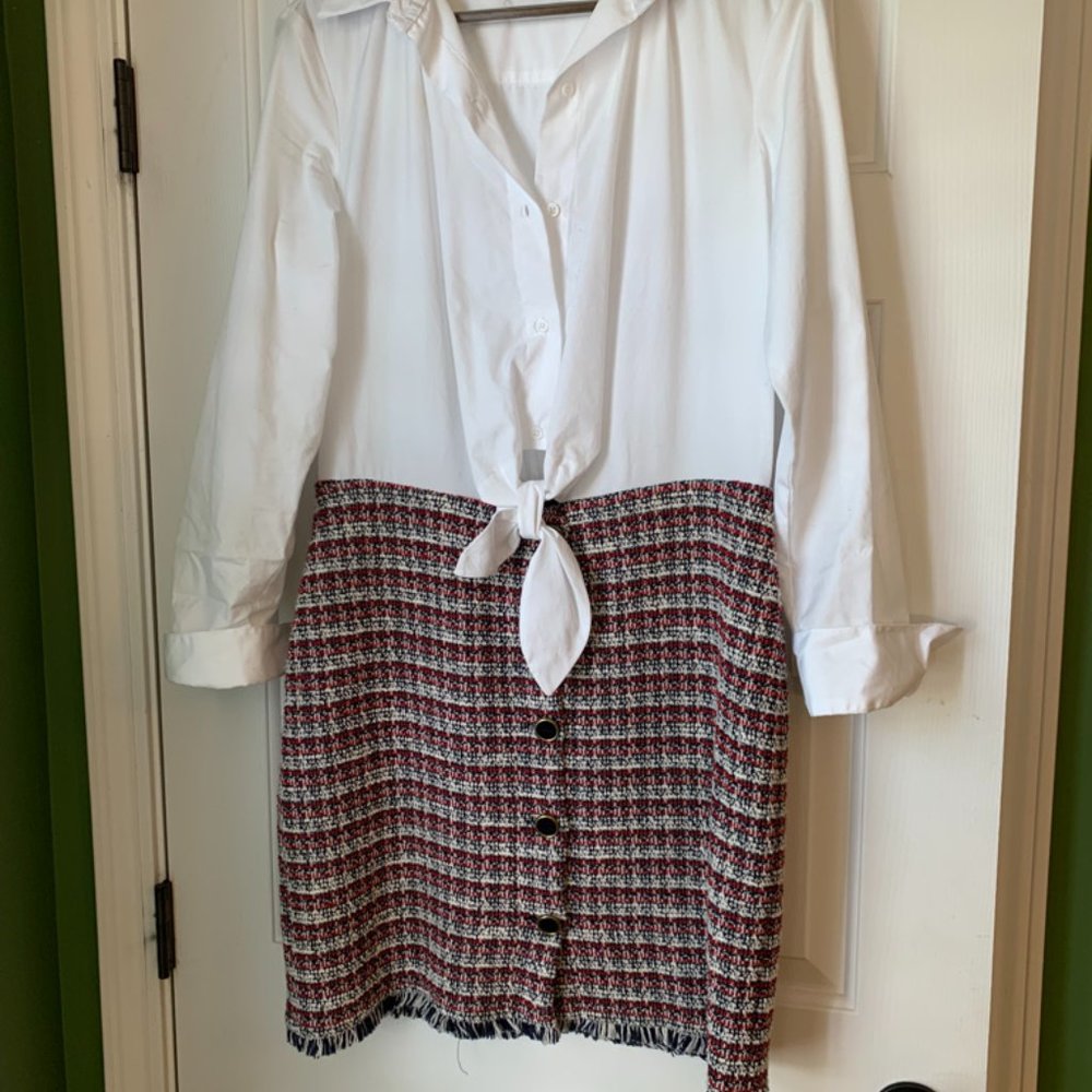 Bailey long sleeved white top with red/blue plaid